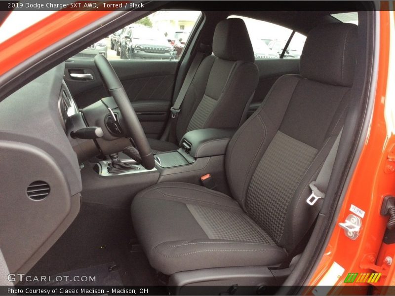 Torred / Black 2019 Dodge Charger SXT AWD