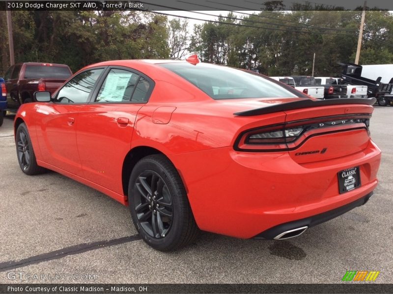 Torred / Black 2019 Dodge Charger SXT AWD