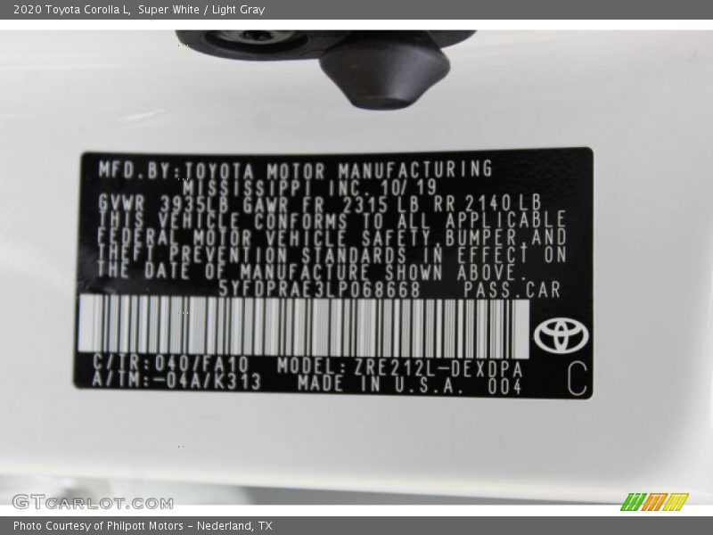 Super White / Light Gray 2020 Toyota Corolla L