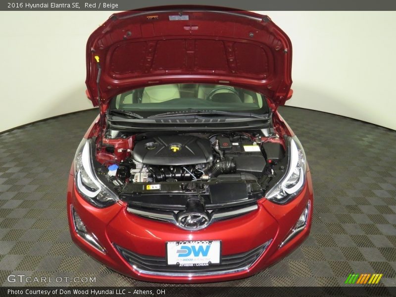 Red / Beige 2016 Hyundai Elantra SE