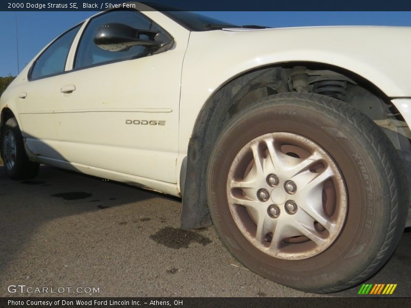 Black / Silver Fern 2000 Dodge Stratus SE