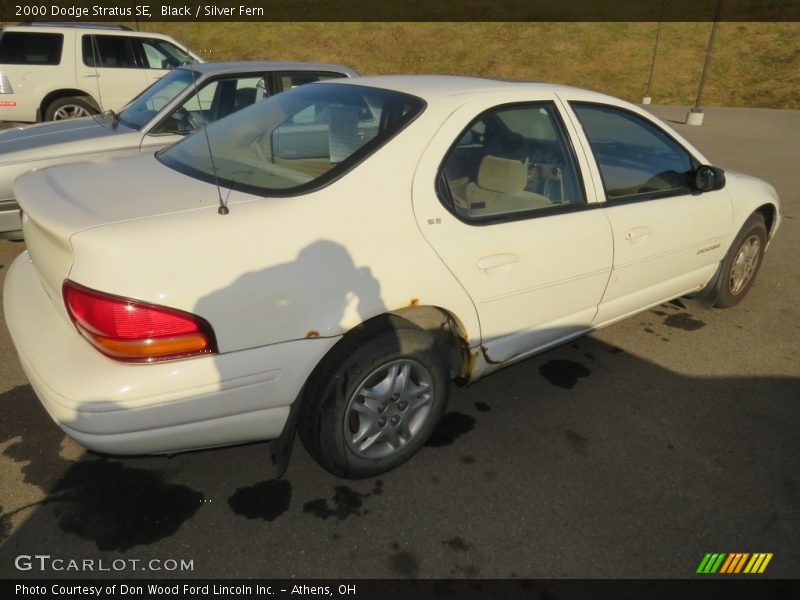 Black / Silver Fern 2000 Dodge Stratus SE
