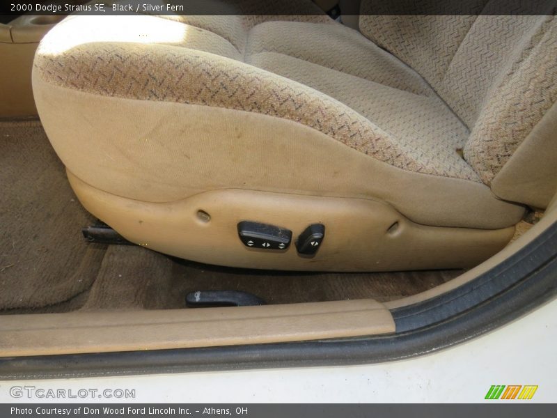 Black / Silver Fern 2000 Dodge Stratus SE