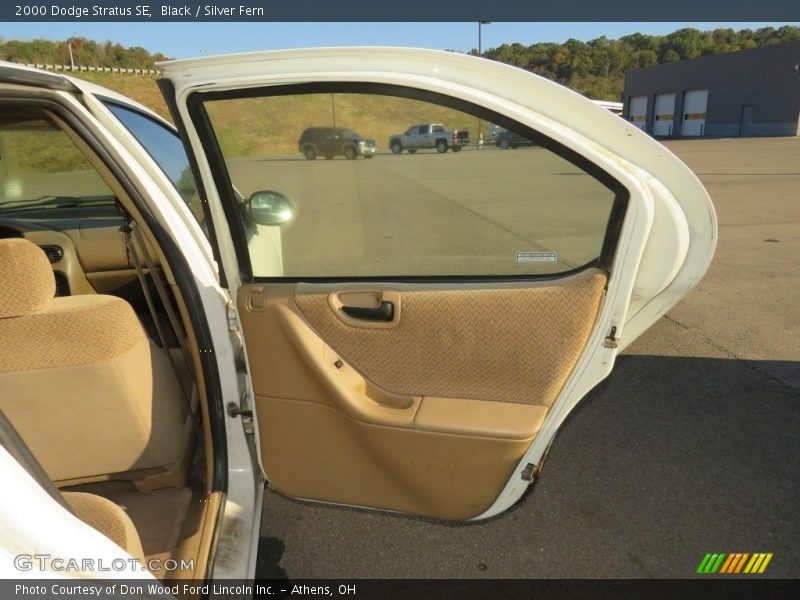 Black / Silver Fern 2000 Dodge Stratus SE
