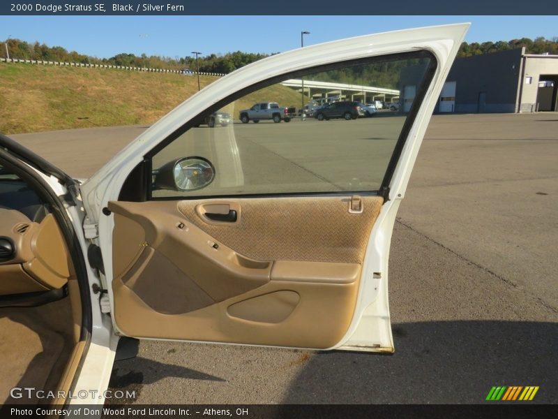 Black / Silver Fern 2000 Dodge Stratus SE
