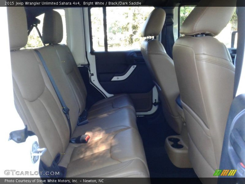 Bright White / Black/Dark Saddle 2015 Jeep Wrangler Unlimited Sahara 4x4
