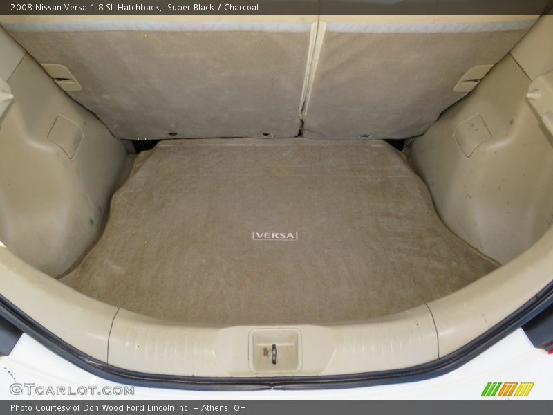 Super Black / Charcoal 2008 Nissan Versa 1.8 SL Hatchback