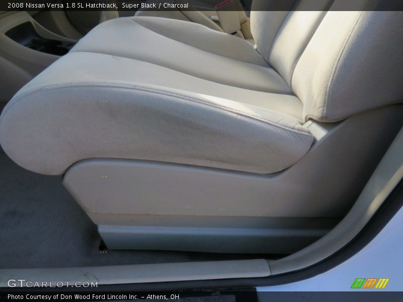 Super Black / Charcoal 2008 Nissan Versa 1.8 SL Hatchback