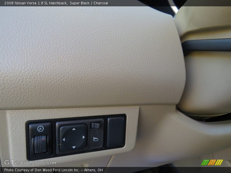 Super Black / Charcoal 2008 Nissan Versa 1.8 SL Hatchback