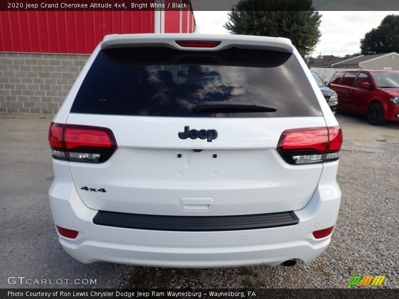 Bright White / Black 2020 Jeep Grand Cherokee Altitude 4x4
