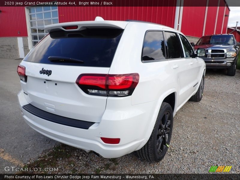 Bright White / Black 2020 Jeep Grand Cherokee Altitude 4x4