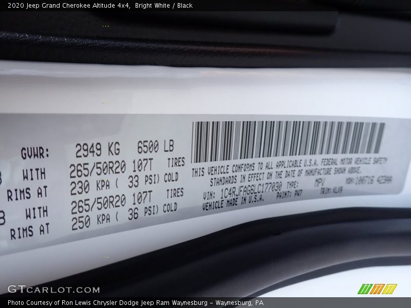 Bright White / Black 2020 Jeep Grand Cherokee Altitude 4x4