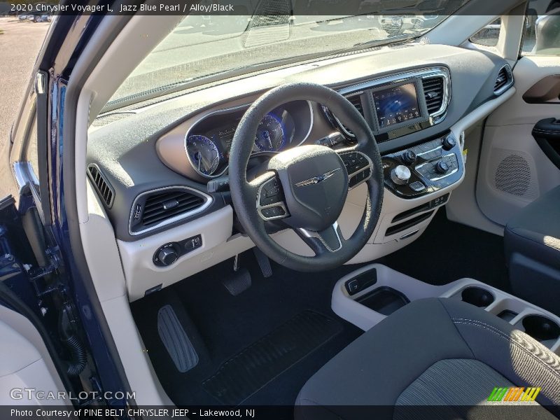 Jazz Blue Pearl / Alloy/Black 2020 Chrysler Voyager L