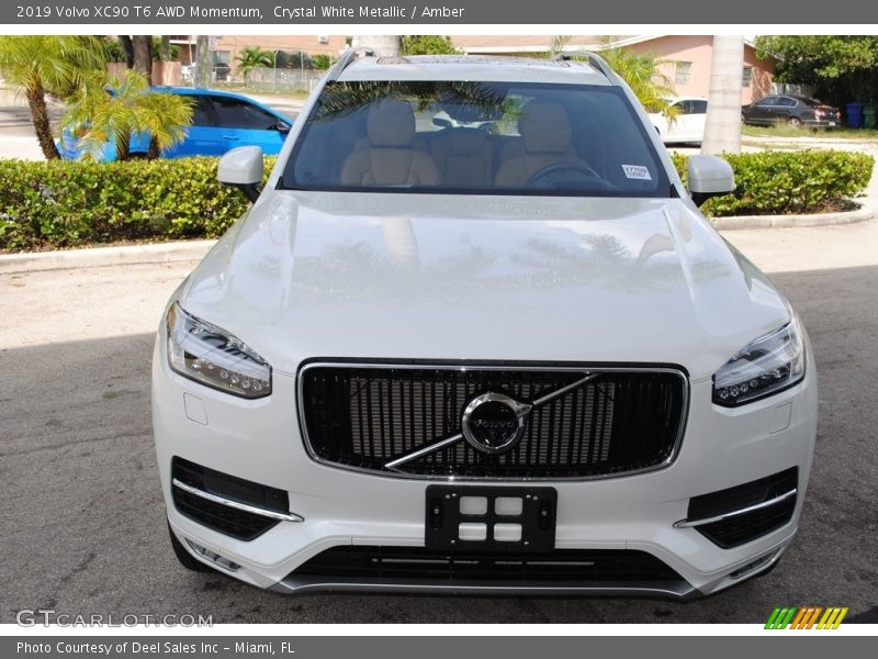 Crystal White Metallic / Amber 2019 Volvo XC90 T6 AWD Momentum