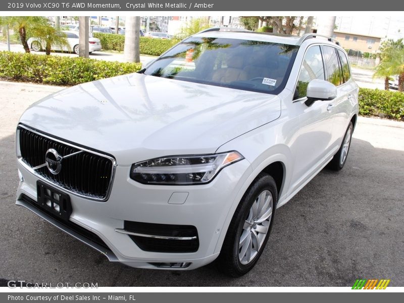 Crystal White Metallic / Amber 2019 Volvo XC90 T6 AWD Momentum
