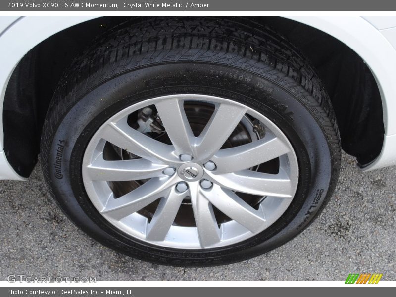 Crystal White Metallic / Amber 2019 Volvo XC90 T6 AWD Momentum