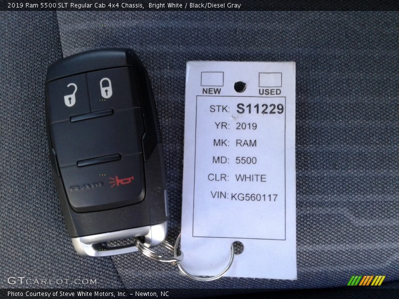 Bright White / Black/Diesel Gray 2019 Ram 5500 SLT Regular Cab 4x4 Chassis