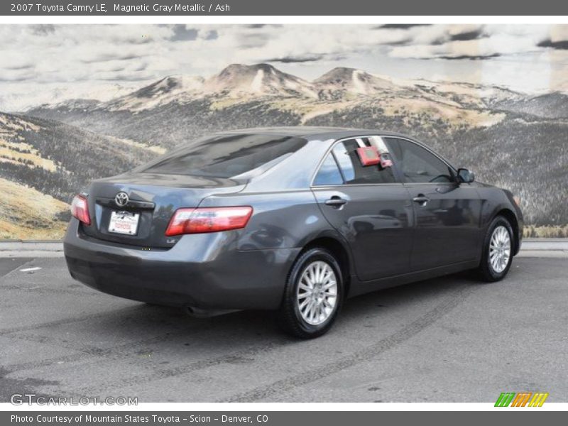 Magnetic Gray Metallic / Ash 2007 Toyota Camry LE