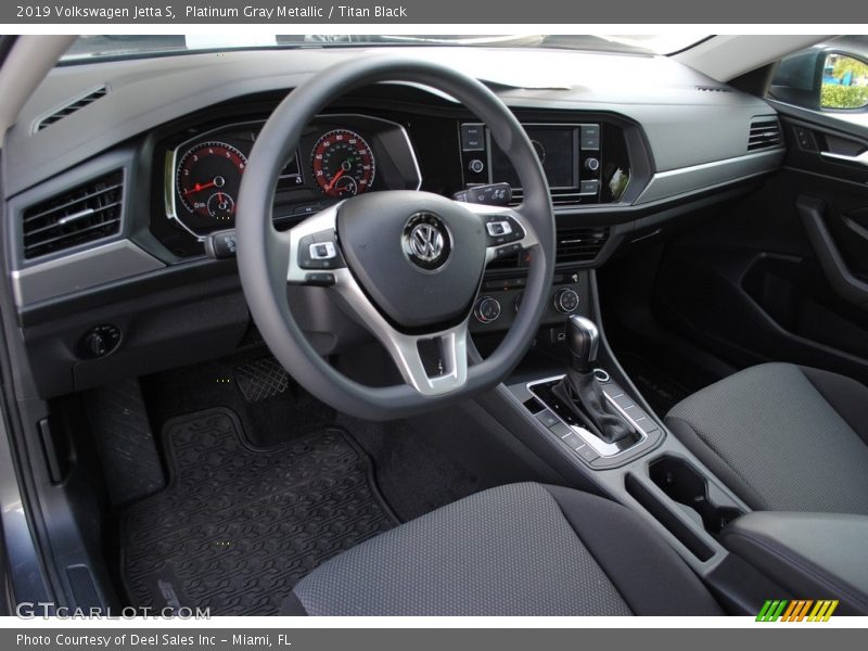 Platinum Gray Metallic / Titan Black 2019 Volkswagen Jetta S