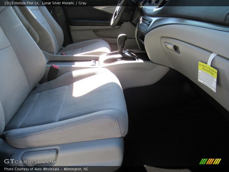 Lunar Silver Metallic / Gray 2019 Honda Pilot LX