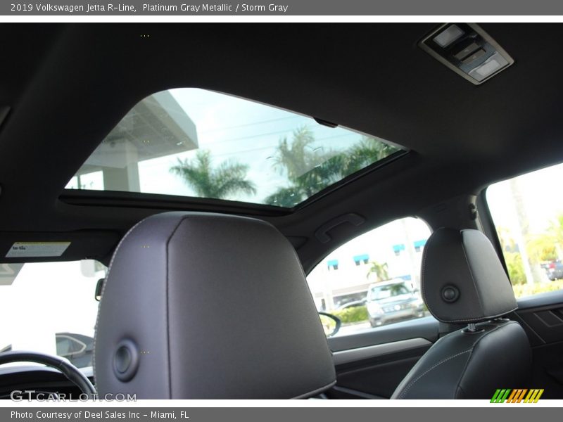 Platinum Gray Metallic / Storm Gray 2019 Volkswagen Jetta R-Line
