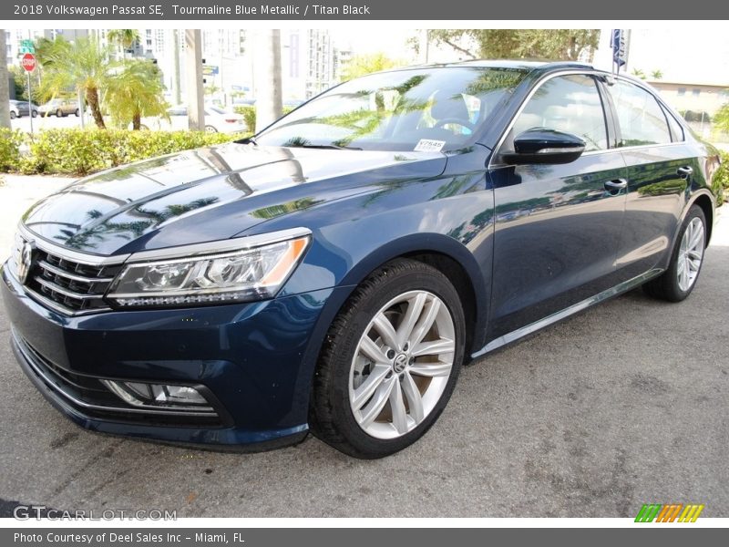 Tourmaline Blue Metallic / Titan Black 2018 Volkswagen Passat SE