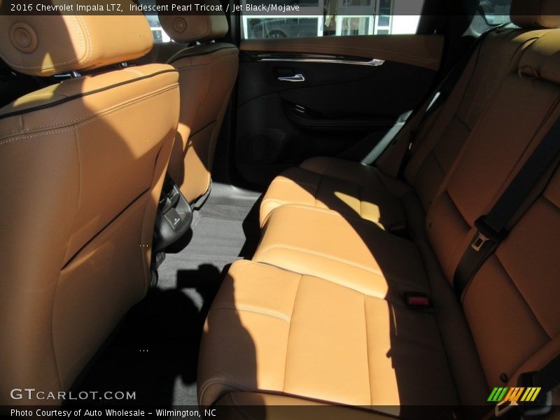 Iridescent Pearl Tricoat / Jet Black/Mojave 2016 Chevrolet Impala LTZ