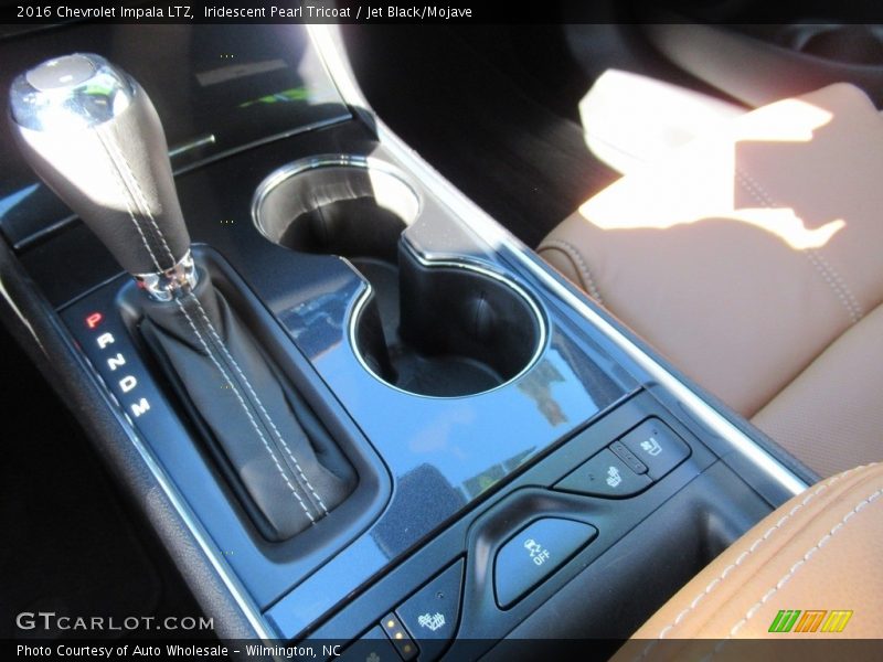 Iridescent Pearl Tricoat / Jet Black/Mojave 2016 Chevrolet Impala LTZ