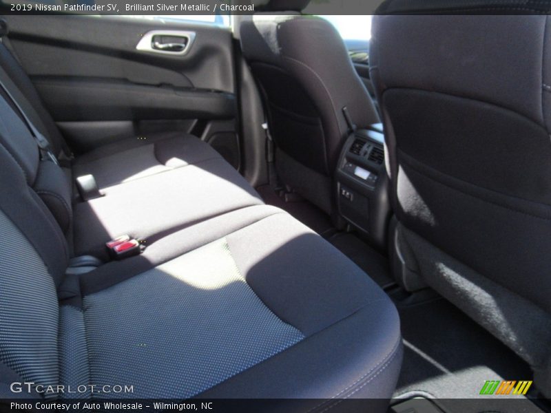 Brilliant Silver Metallic / Charcoal 2019 Nissan Pathfinder SV
