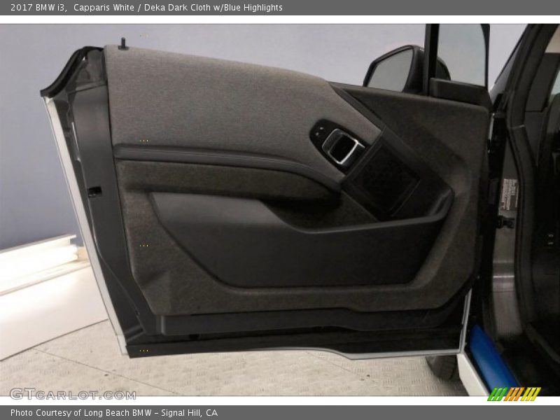 Capparis White / Deka Dark Cloth w/Blue Highlights 2017 BMW i3