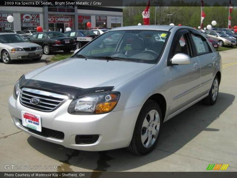 Bright Silver Metallic / Gray 2009 Kia Spectra EX Sedan
