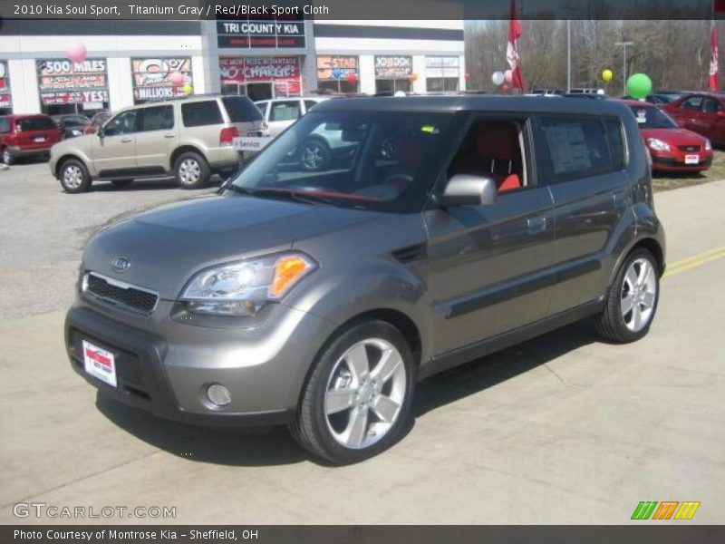 Titanium Gray / Red/Black Sport Cloth 2010 Kia Soul Sport