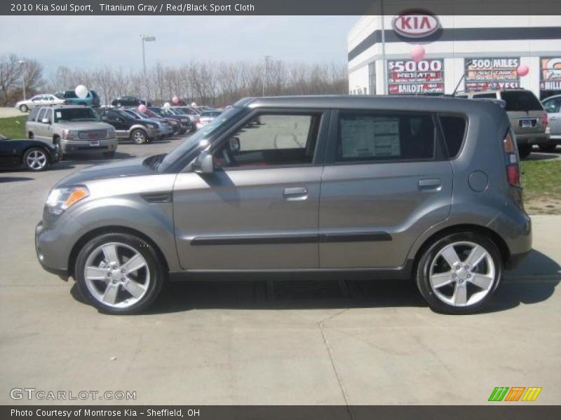 Titanium Gray / Red/Black Sport Cloth 2010 Kia Soul Sport