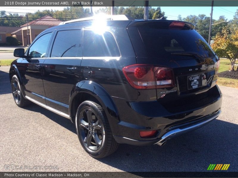 Pitch Black / Black 2018 Dodge Journey Crossroad AWD