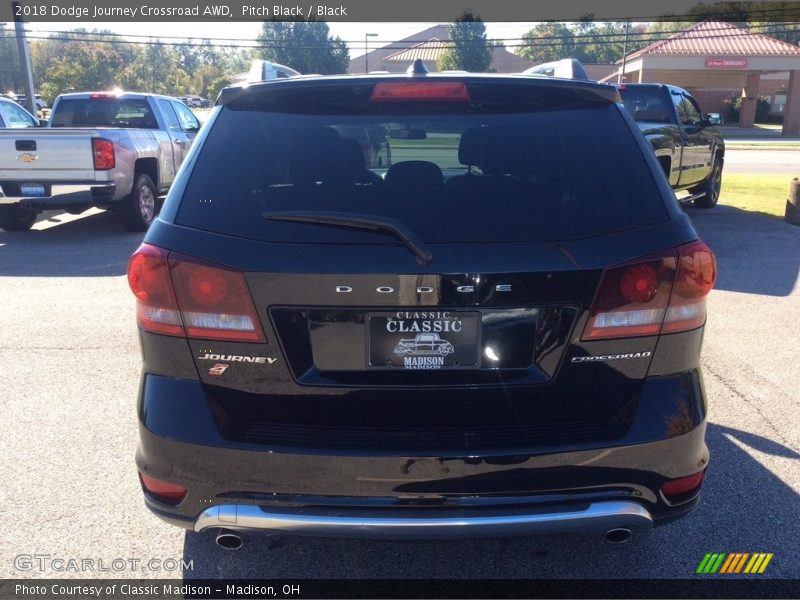 Pitch Black / Black 2018 Dodge Journey Crossroad AWD