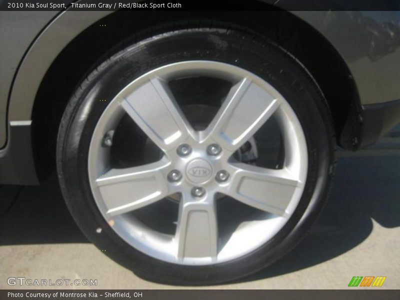 Titanium Gray / Red/Black Sport Cloth 2010 Kia Soul Sport