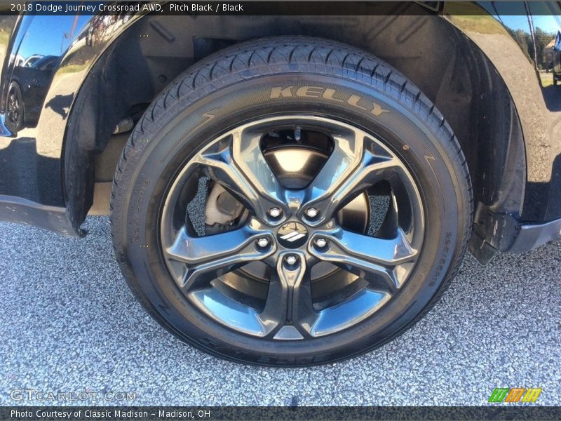 Pitch Black / Black 2018 Dodge Journey Crossroad AWD