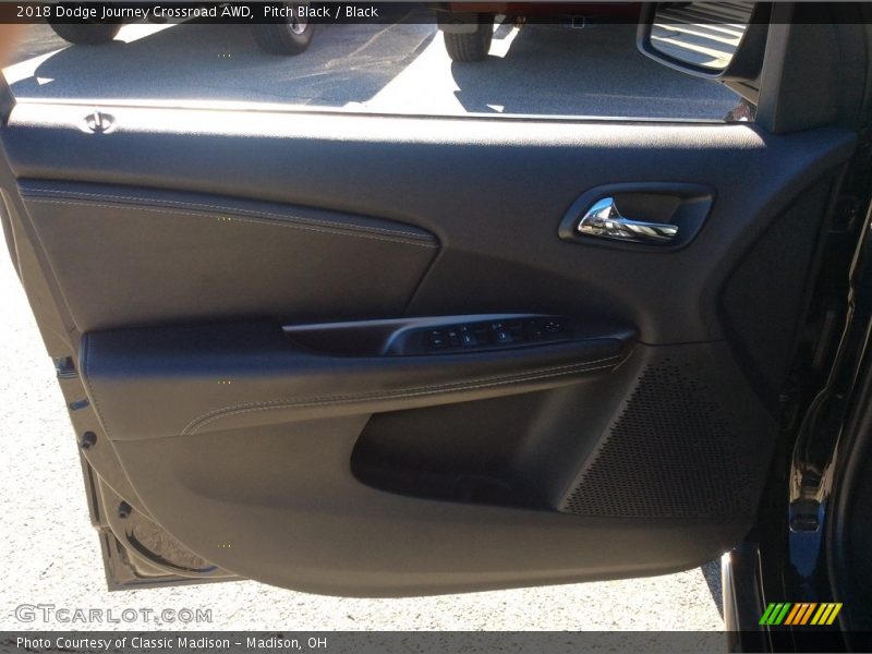 Pitch Black / Black 2018 Dodge Journey Crossroad AWD