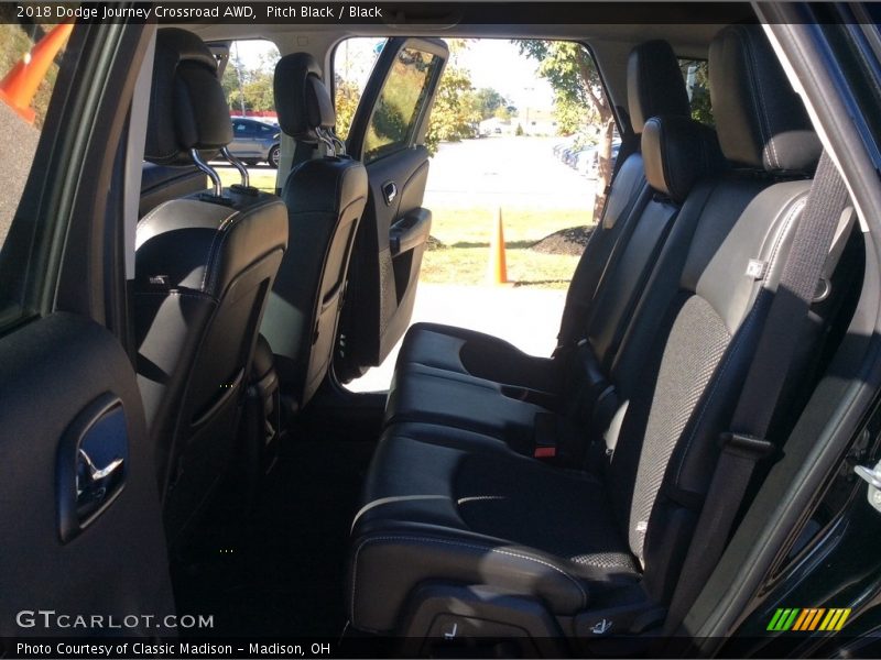 Pitch Black / Black 2018 Dodge Journey Crossroad AWD