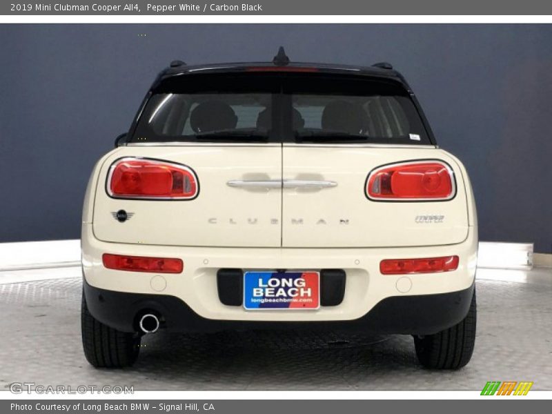 Pepper White / Carbon Black 2019 Mini Clubman Cooper All4