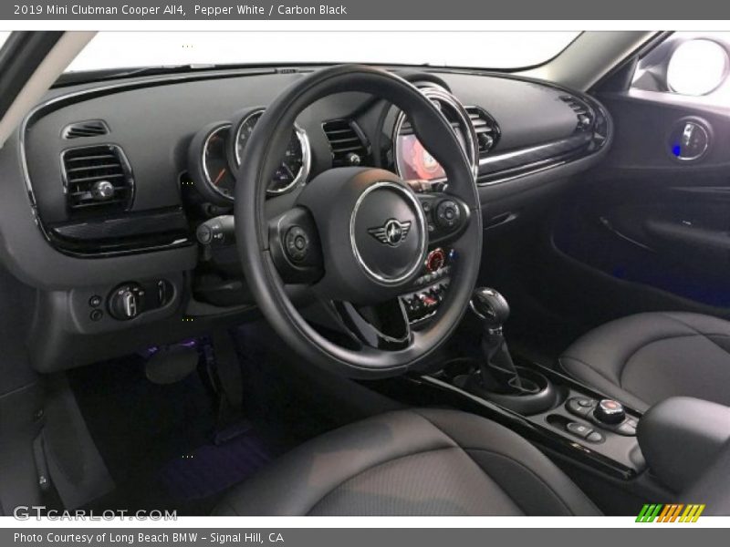 Dashboard of 2019 Clubman Cooper All4