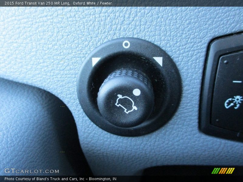 Oxford White / Pewter 2015 Ford Transit Van 250 MR Long