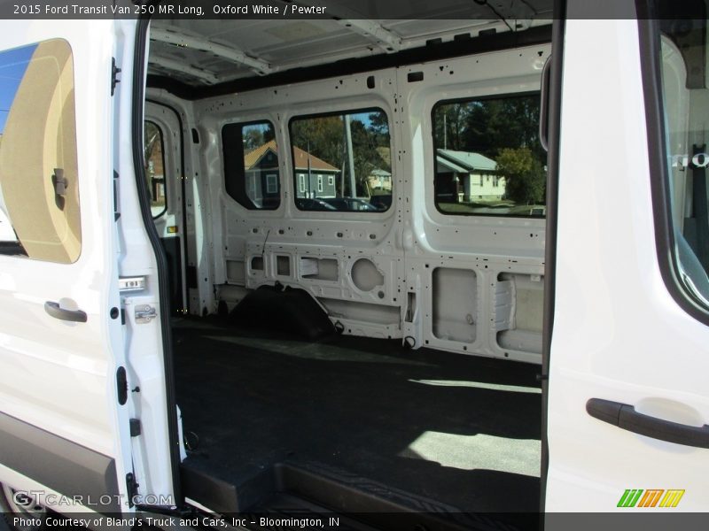 Oxford White / Pewter 2015 Ford Transit Van 250 MR Long