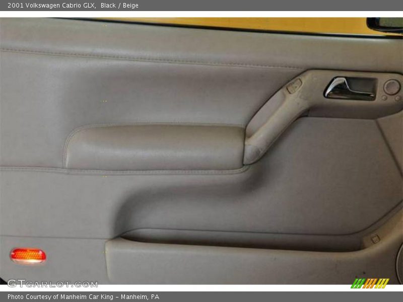 Black / Beige 2001 Volkswagen Cabrio GLX