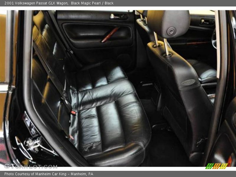 Black Magic Pearl / Black 2001 Volkswagen Passat GLX Wagon