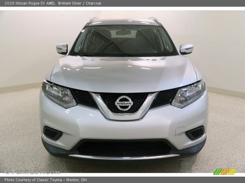 Brilliant Silver / Charcoal 2016 Nissan Rogue SV AWD