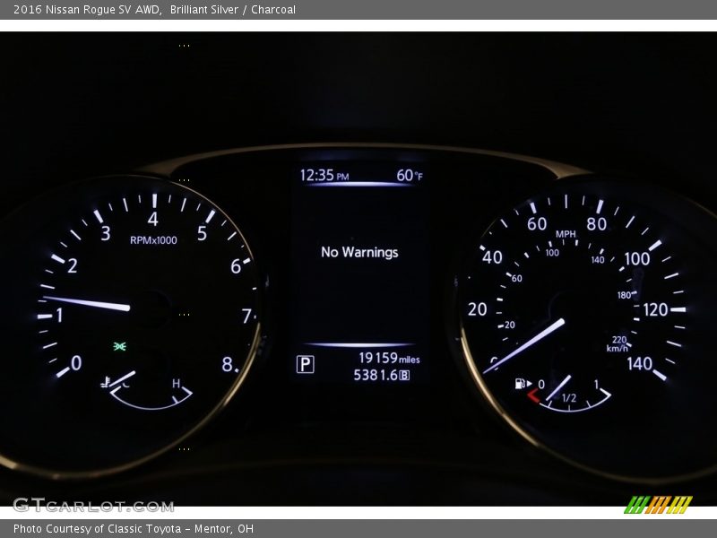 Brilliant Silver / Charcoal 2016 Nissan Rogue SV AWD