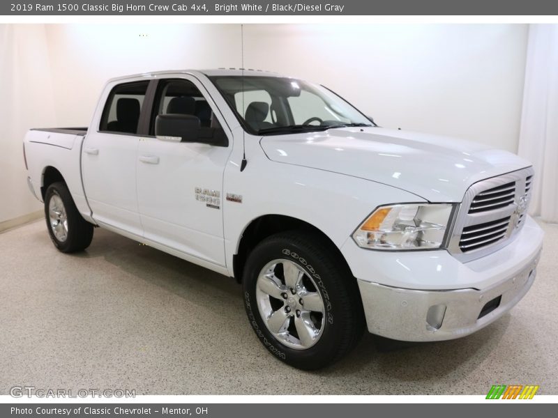 Bright White / Black/Diesel Gray 2019 Ram 1500 Classic Big Horn Crew Cab 4x4