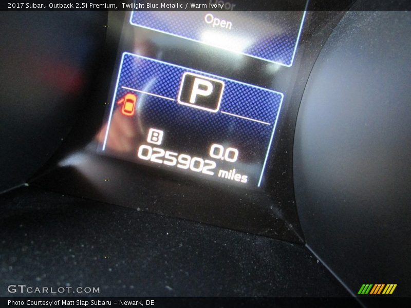 Twilight Blue Metallic / Warm Ivory 2017 Subaru Outback 2.5i Premium