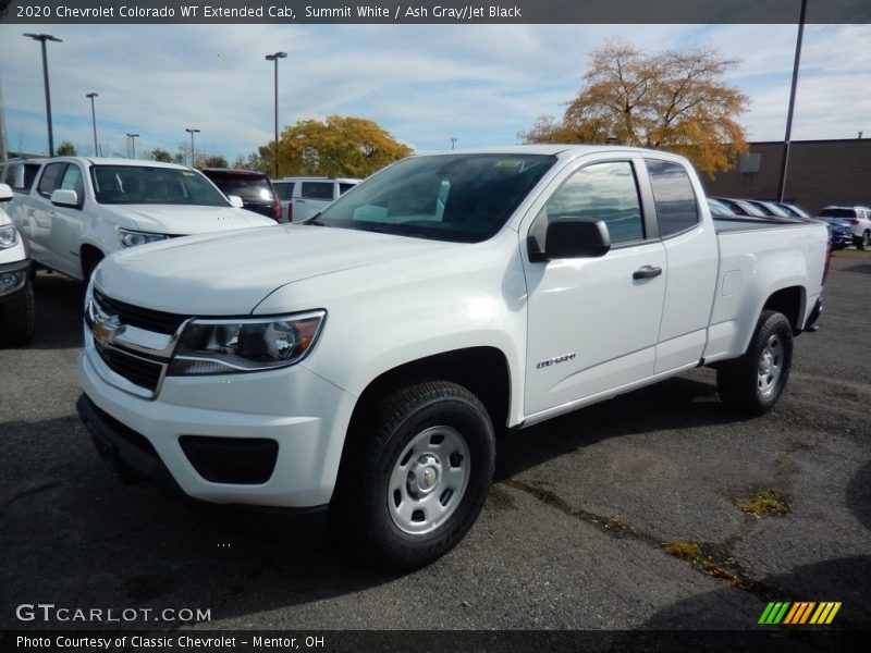 Front 3/4 View of 2020 Colorado WT Extended Cab